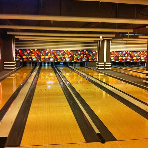 Royal Bowling Alley